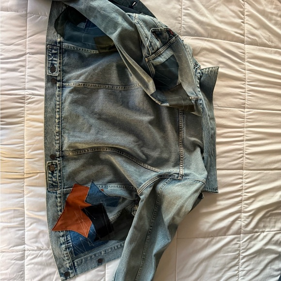 Denim jacket with patches and patterns - Picture 3 of 4